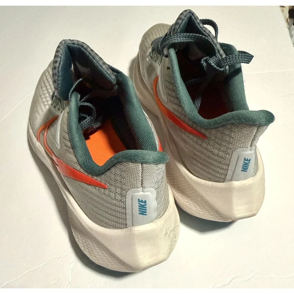 Nike Air Zoom Pegasus Kids 4y  Grey Orange Running Shoes DM4015-003